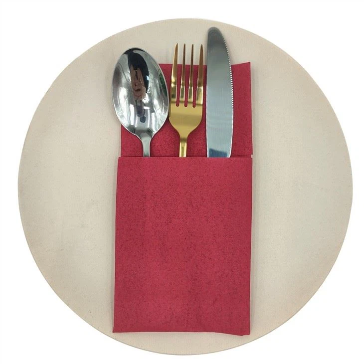 Naipcíní Tábla Bainise Clóbhuailte an Chustaim